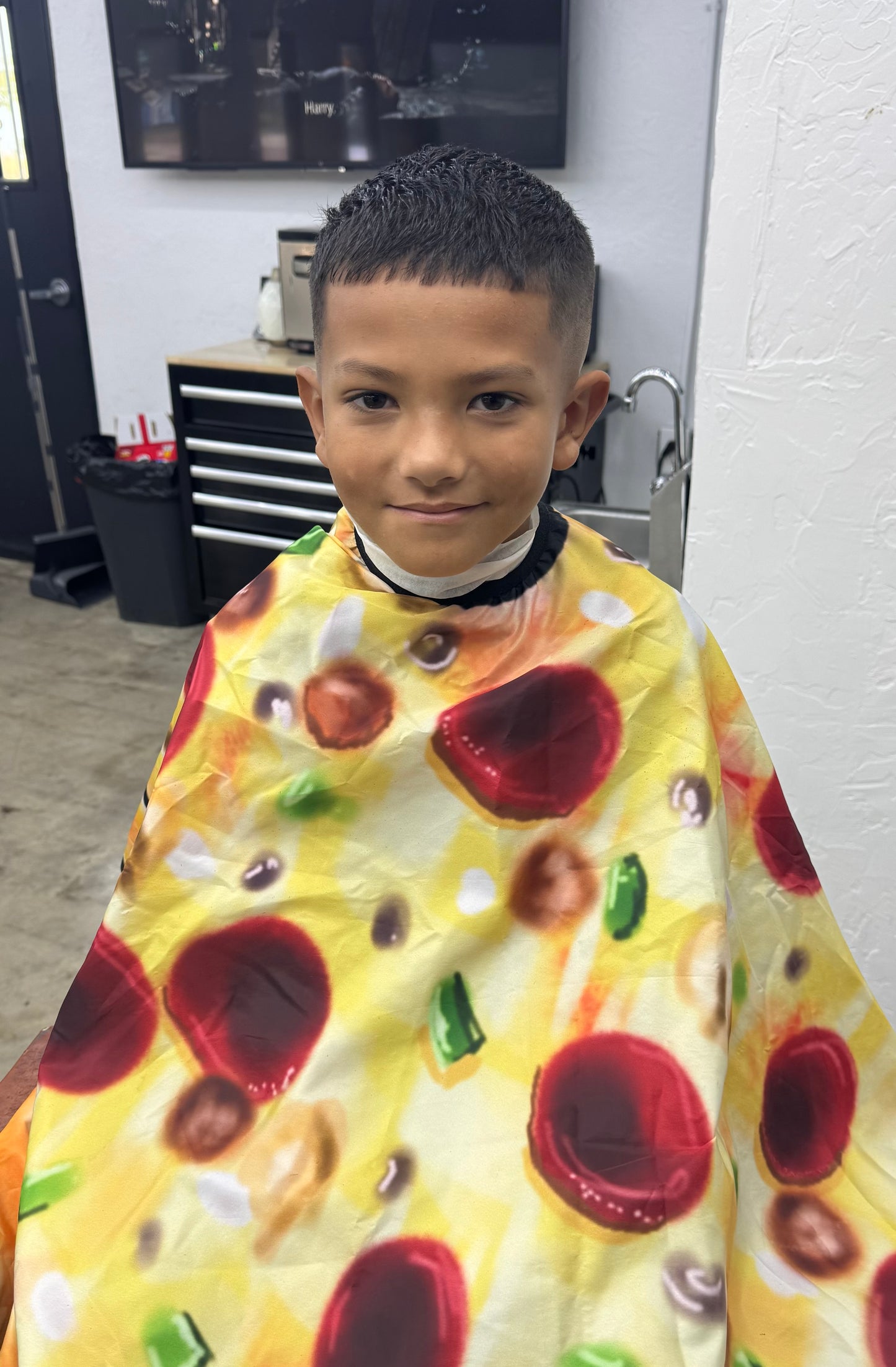 "Supreme Pizza" Kid's Barber Cape